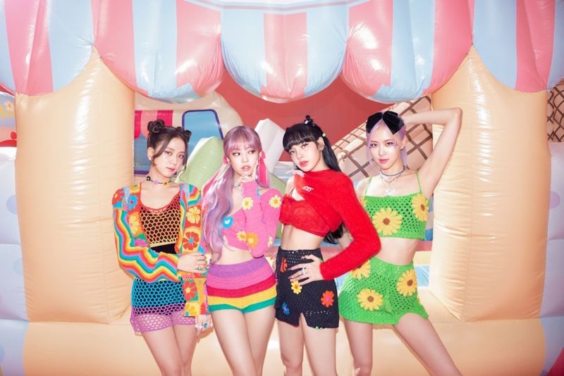 Blackpink X Selena Gomez Sweatshirt ice cream tie dye size