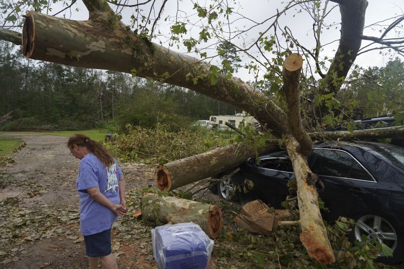 Photos: Hurricane Laura Damage In Louisiana And Texas | CNN