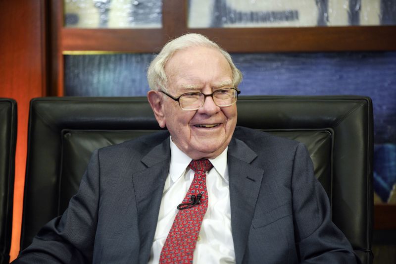 Warren Buffett’s Berkshire Hathaway Makes Big Bets On Japan | CNN Business