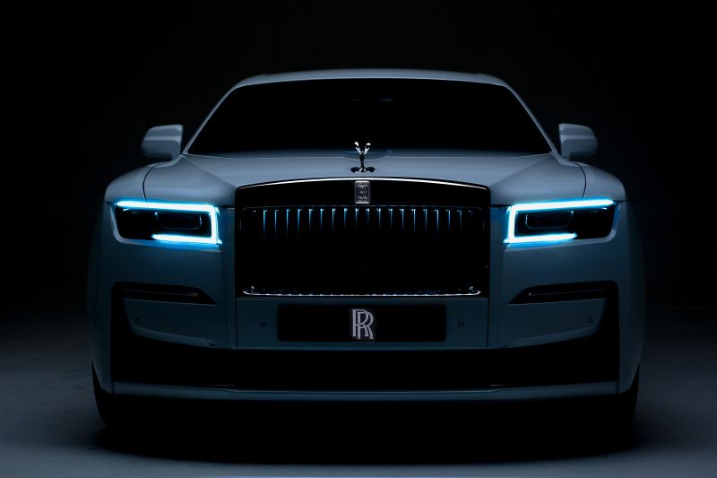 RollsRoyce Unveils Its First AllElectric CarAnd It Took 11 Years to  Build  Architectural Digest