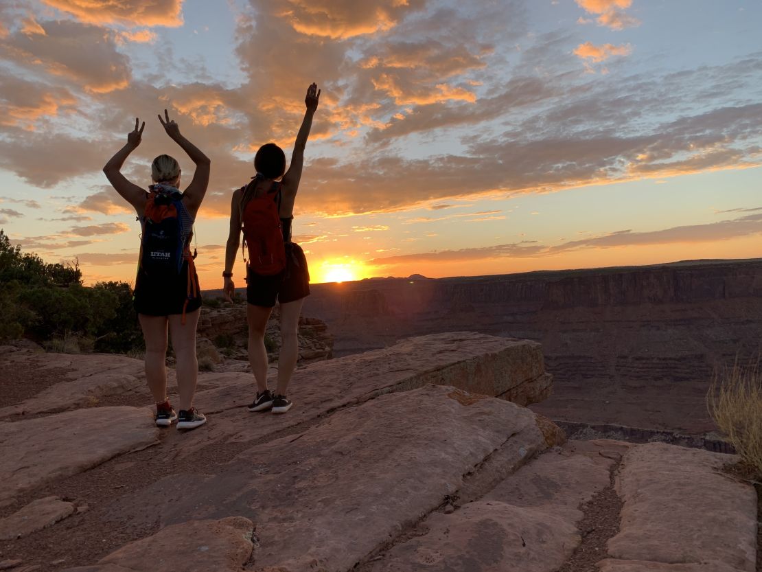 A sunset celebration along the West Rim Trail in Dead Horse Point State Park