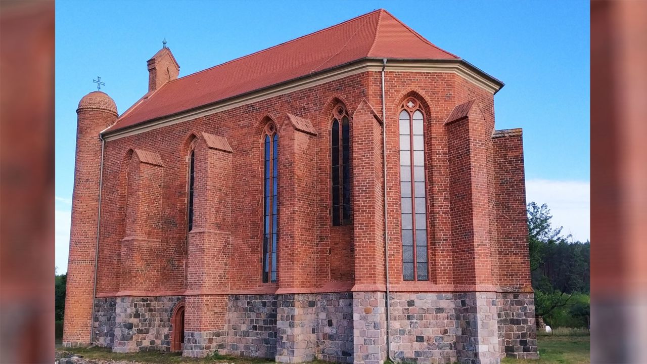 <strong>Knight time:</strong> In the 13th century, medieval warriors of the sometimes mysterious Knights Templar order settled in western Poland. Among their constructions was the Saint Stanislaus chapel in the village of Chwarszczany.