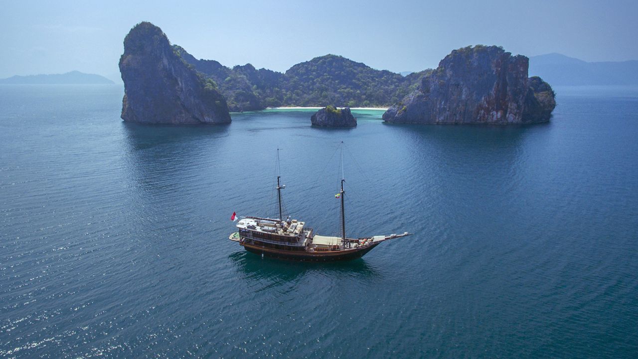 Luxury travel specialist Black Tomato pulled off a unique Hollywood-style Indonesia sailing trip for a client.
