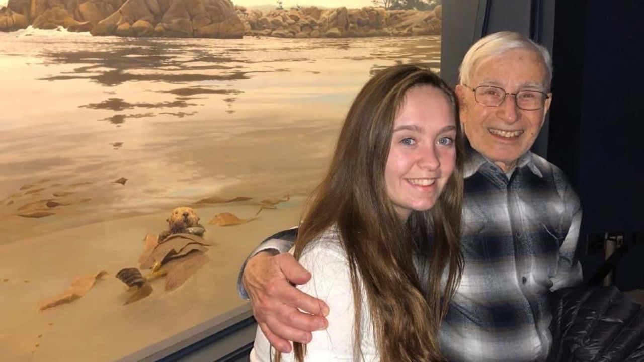 01 New Jersey Teen Makes Portraits of COVID-19 Victims