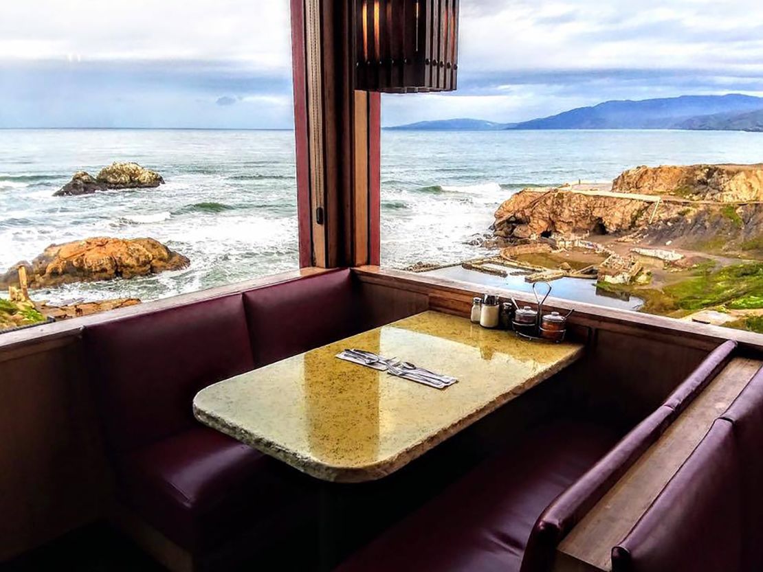 A table at Louis' overlooking the Pacific Ocean.