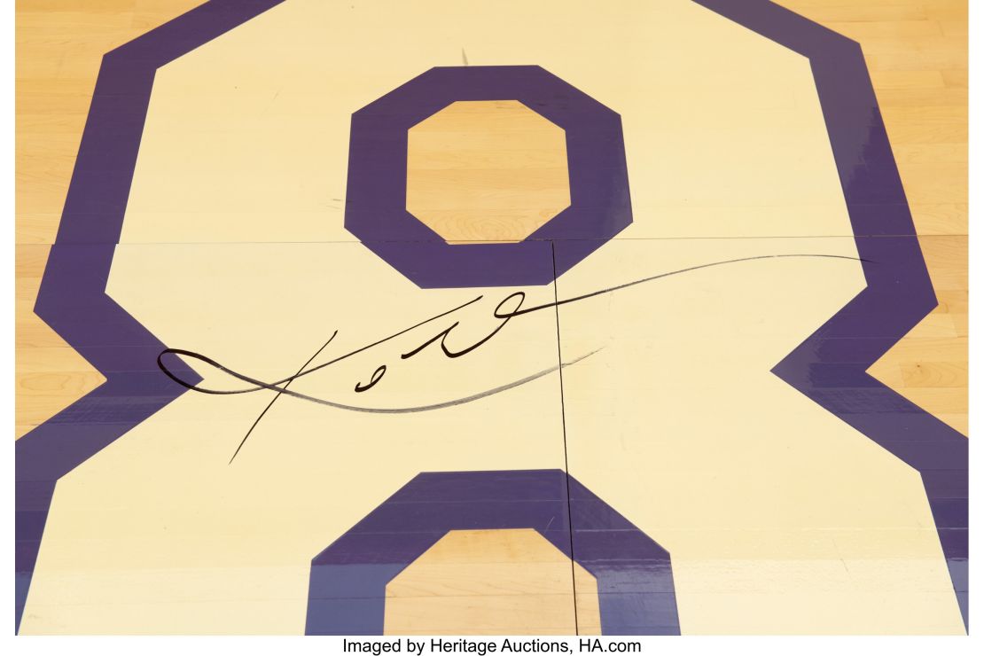 The piece of floor which Bryant signed has been auctioned once before, selling for $179,100. It is now expected to fetch upwards of $500,000.