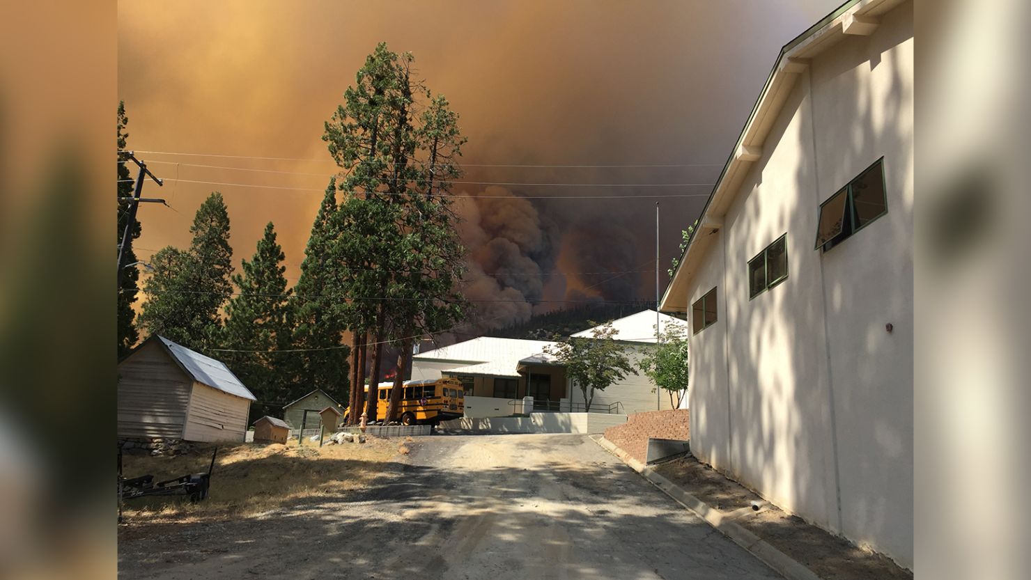 03 california family lost home wildfires