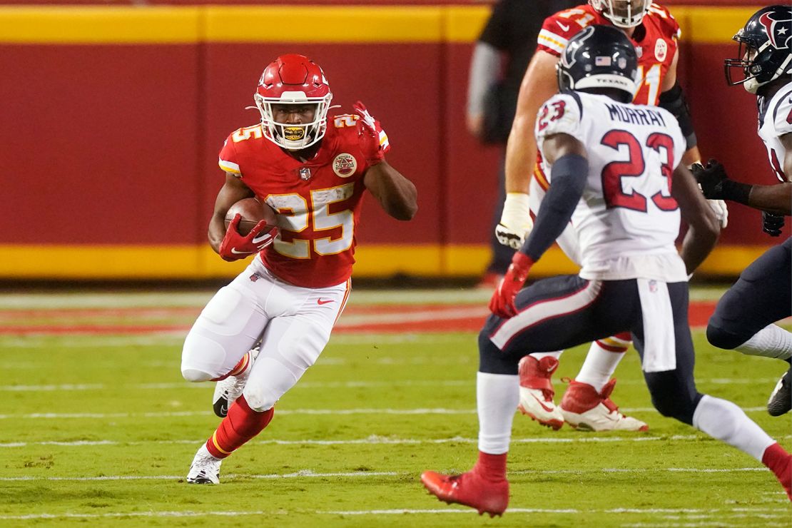 Rookie running back Clyde Edwards-Helaire proved why the Chiefs selected him in the first round of the NFL draft.