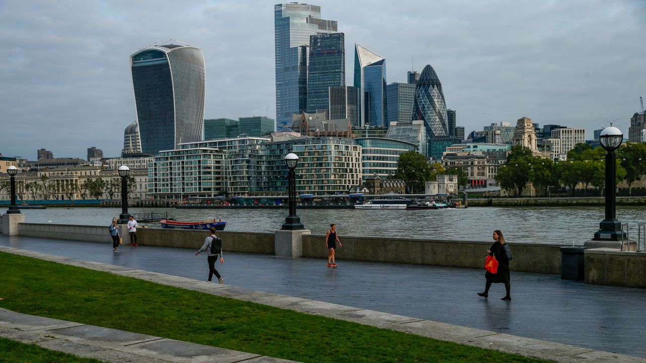 Brexits Economic Devastation Has The Uk Found A Lifeline - ufcseg2