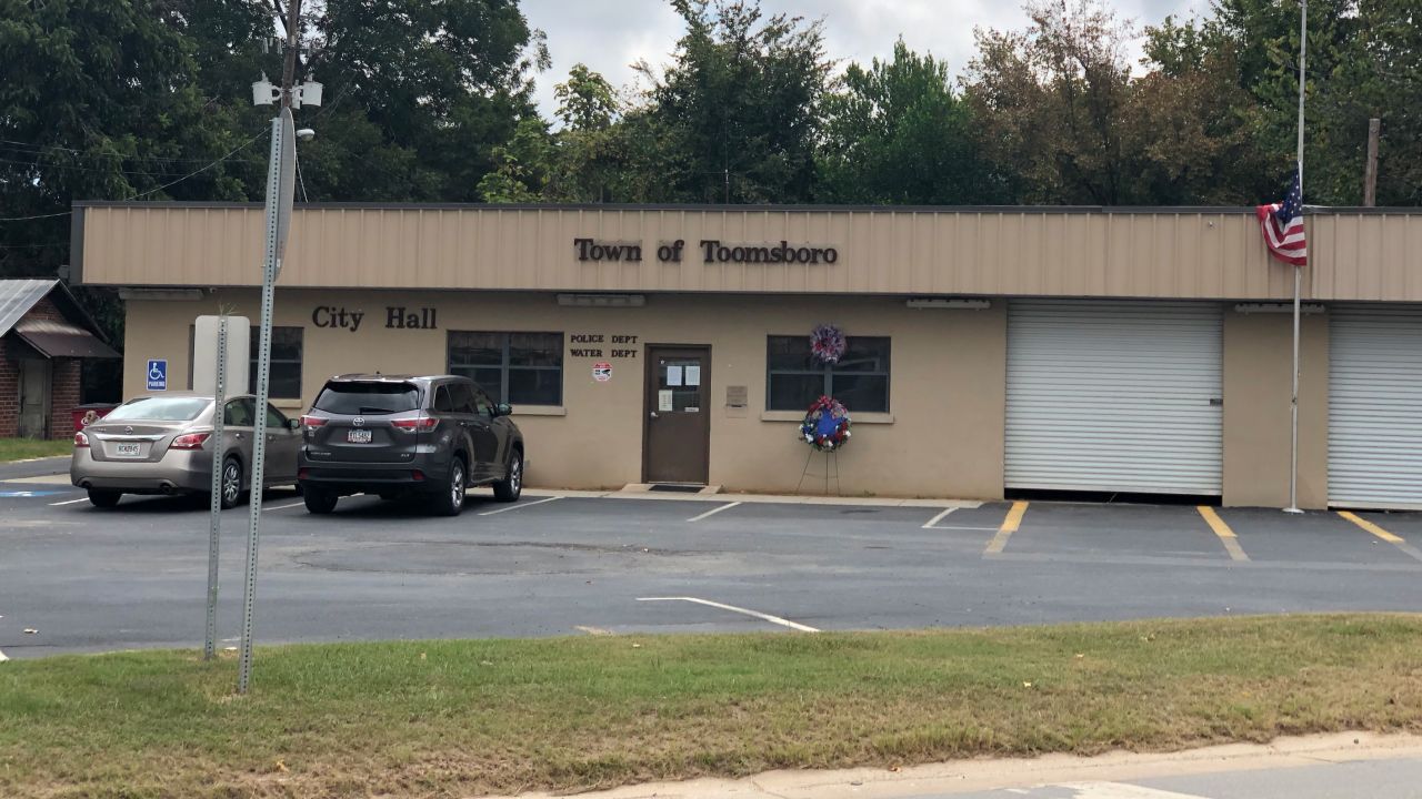 19 families buy nearly 97 acres of land in to create a city