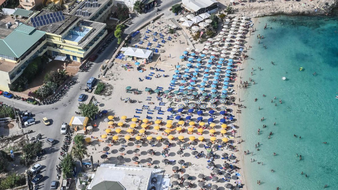 Italy enjoyed a revival in domestic tourism this year, but not enough to counter the drop in overseas travelers.