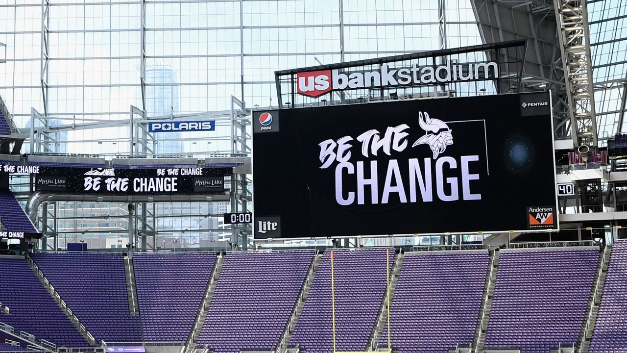 minnesota vikings jumbotron