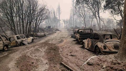 The Bear Fire ripped through Berry Creek, destroying Brad and Kelly Thomas' home and property.
