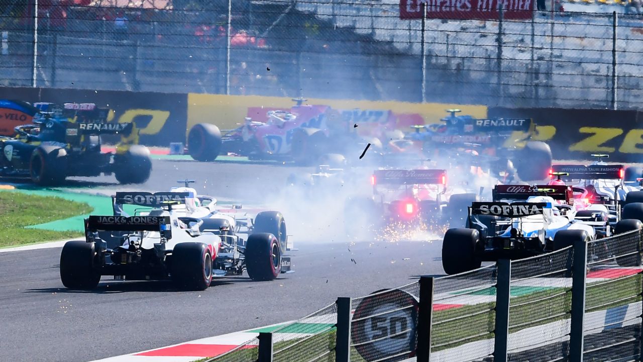 The Tuscan Grand Prix was marked by two mid-race crashes which took six cars out of the race.