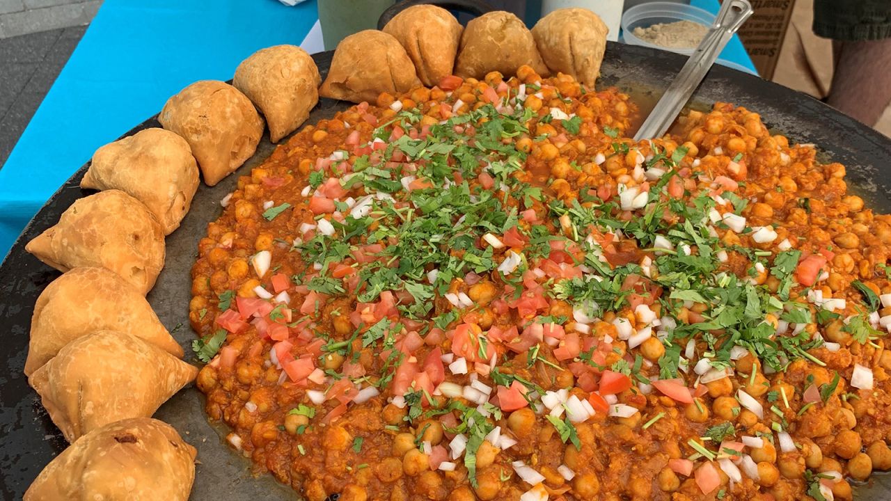Samosa chaat is served on a tawa pan at Raaz.