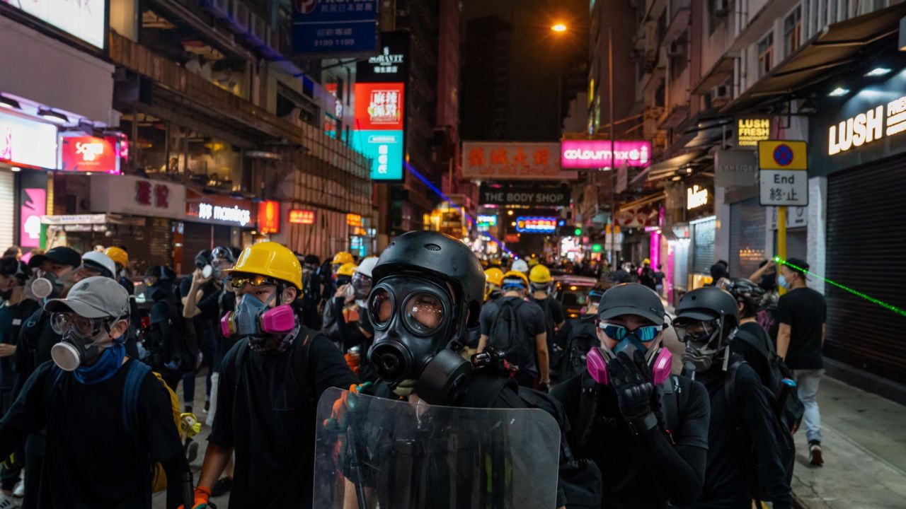 Protestors stand off against riot police Tsim Sha Tsui on August 10, 2019.