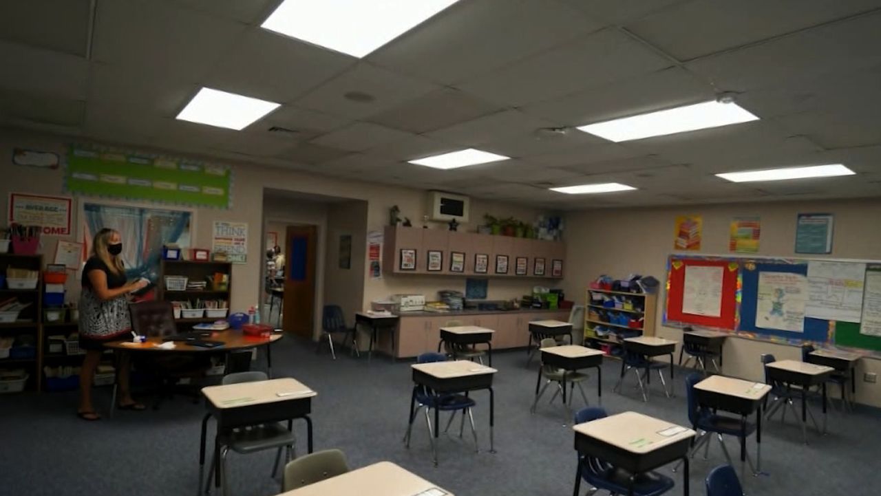 florida schools flores dnt screengrab vpx