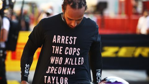 Hamilton wears a shirt in tribute to Taylor during Sunday's GP. 