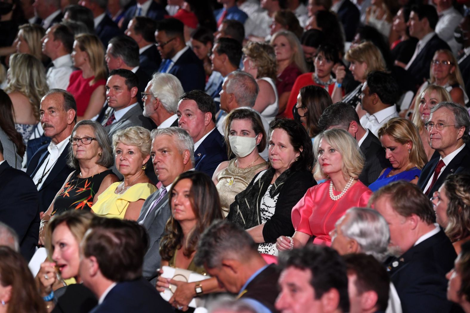 Trump delivered his convention speech to a group of more than 1,000 people on the South Lawn. The <a href="index.php?page=&url=https%3A%2F%2Fwww.cnn.com%2Fpolitics%2Flive-news%2Frnc-2020-day-4%2Fh_44941467cd6176a7d4af25d46aaceef3" target="_blank">guests were seated close together,</a> and many did not wear face masks.