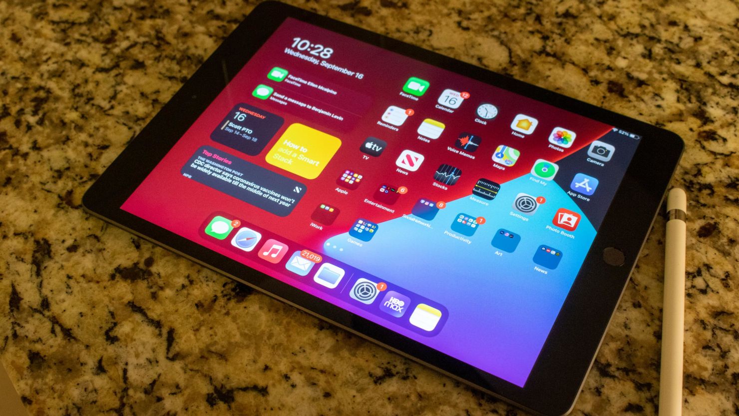 7th Gen iPad 10.2 Hands-On: The new entry level iPad brings more value