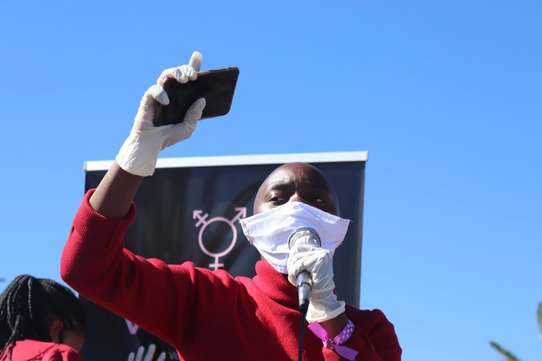 Ndiilokelwa Nthengwe is a feminist and co-founder of the Voices for Choices and Rights Coalition.