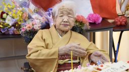Japan's oldest person, 117-year-old Kane Tanaka, said the secret to a long life is studying maths and eating a healthy diet.