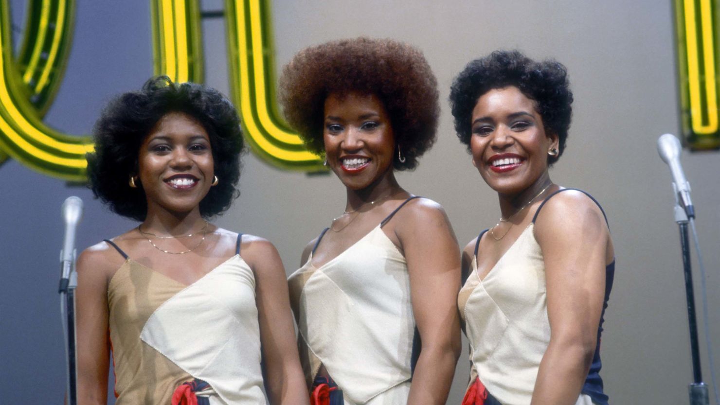 The Emotions (L-R Pamela Hutchinson, Wanda Hutchinson and Sheila Hutchinson) pose on the set of the TV show "Soul Train" in August 1977 in Los Angeles 