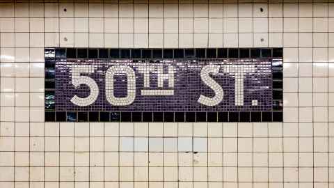 An image of what a 50th Street sign looked like in 2019. 