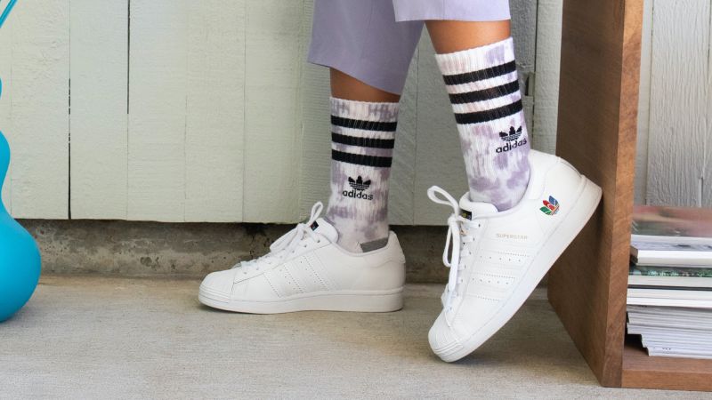 socks to wear with adidas superstars