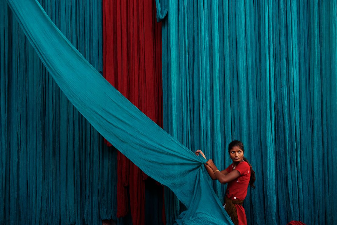 Sarees and other garments are woven, bleached then dyed before being printed in the town of Pali, India, before being distributed all over the subcontinent. 