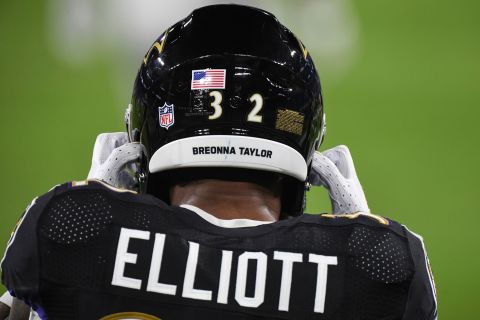 Baltimore Ravens' DeShon Elliott is one of a number of NFL players wearing Breonna Taylor's name on the back of their helmets.