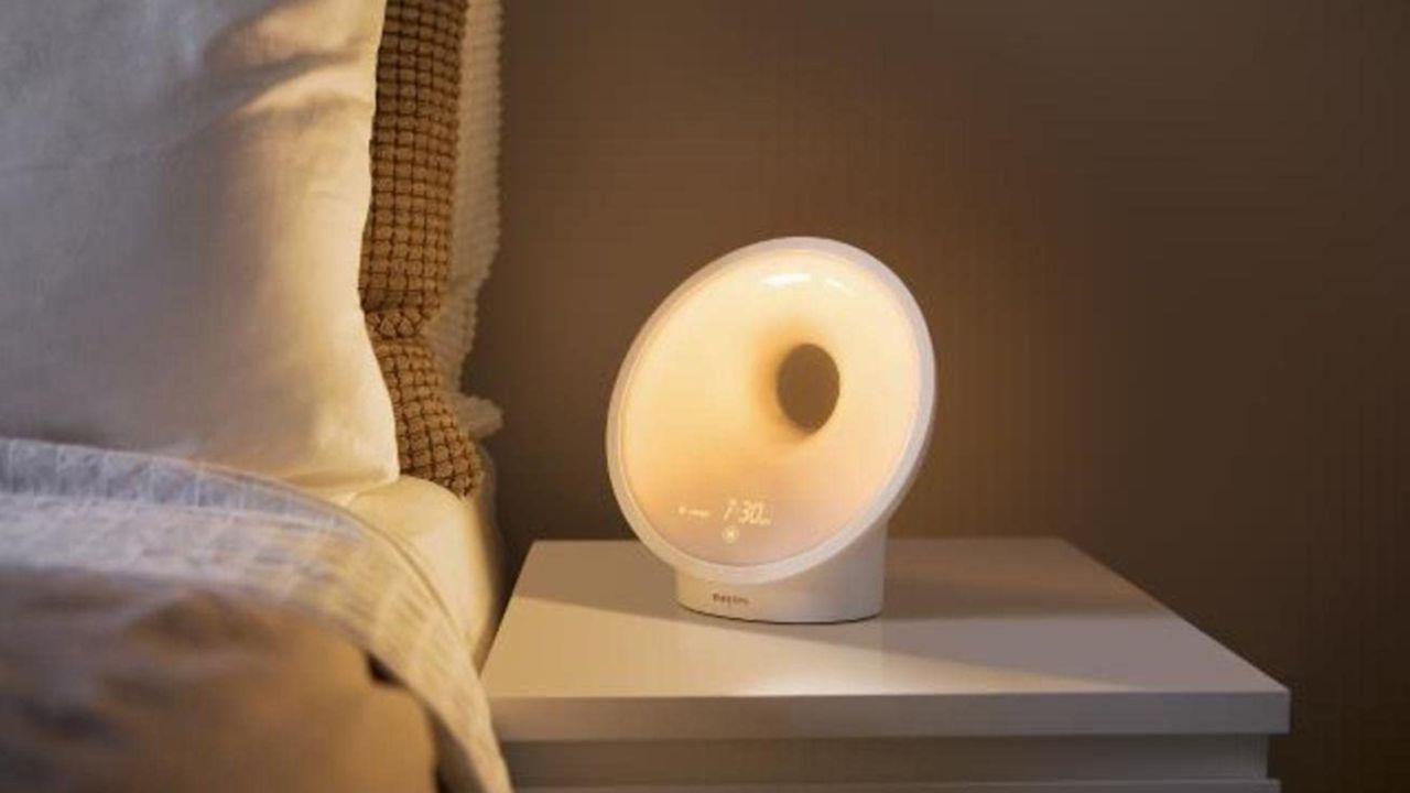 Philips SmartSleep Wake-Up Light Therapy Lamp