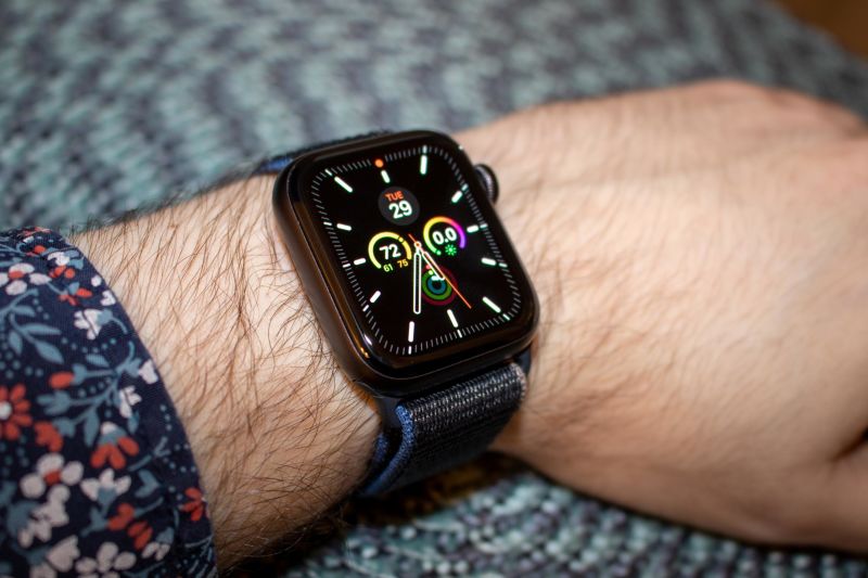 Apple watch se discount pulse