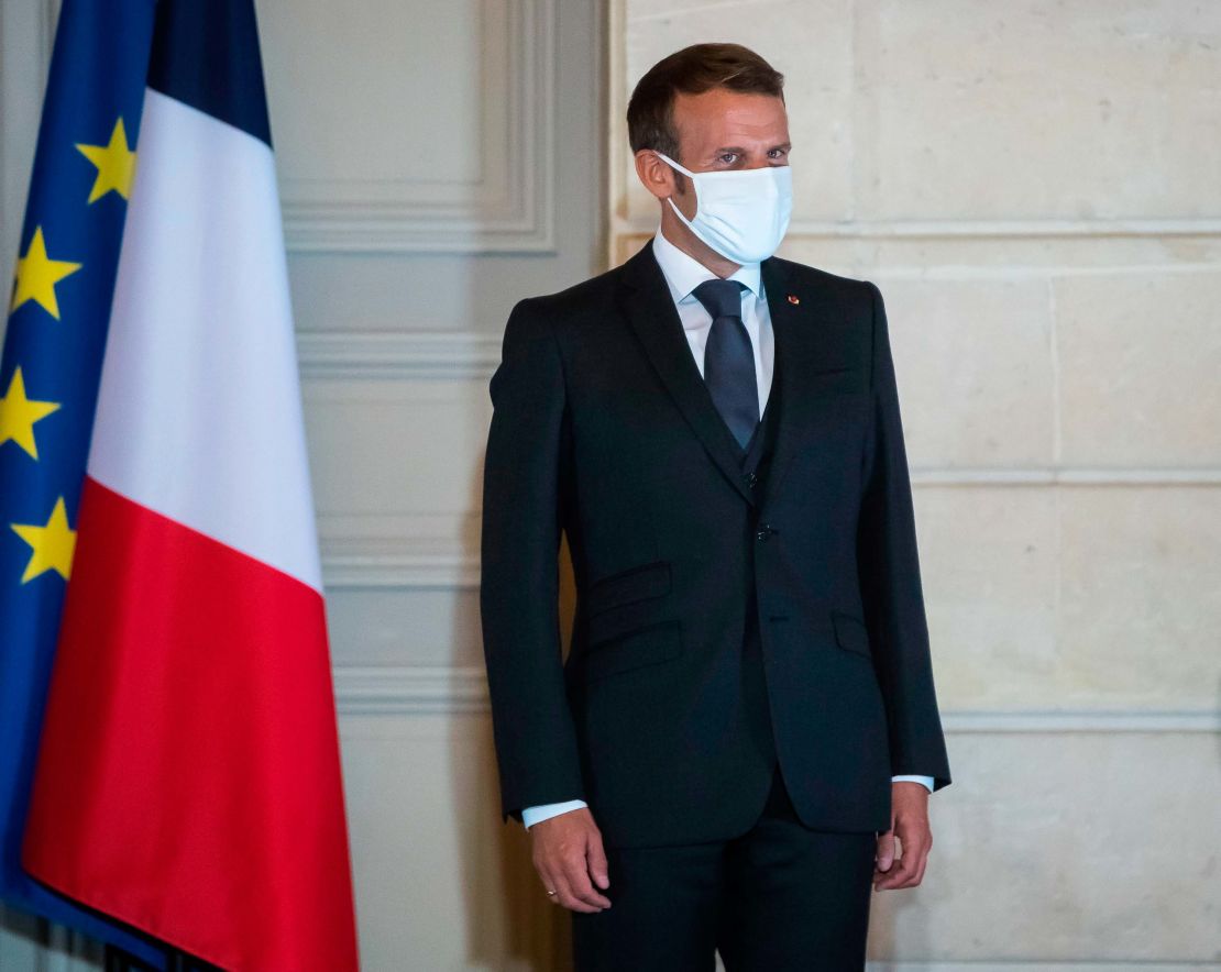 Macron 0930
