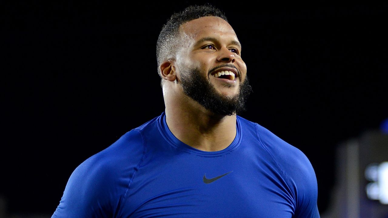 LOS ANGELES, CALIFORNIA - DECEMBER 08: Defensive tackle Aaron Donald #99 of the Los Angeles Rams walks off the field after the 28-12 win over the Seattle Seahawks at Los Angeles Memorial Coliseum on December 08, 2019 in Los Angeles, California. (Photo by Meg Oliphant/Getty Images)