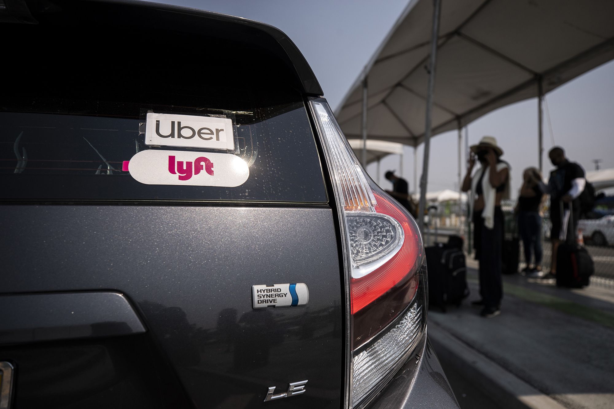 Uber and Lyft drivers in California say they've been spontaneously
