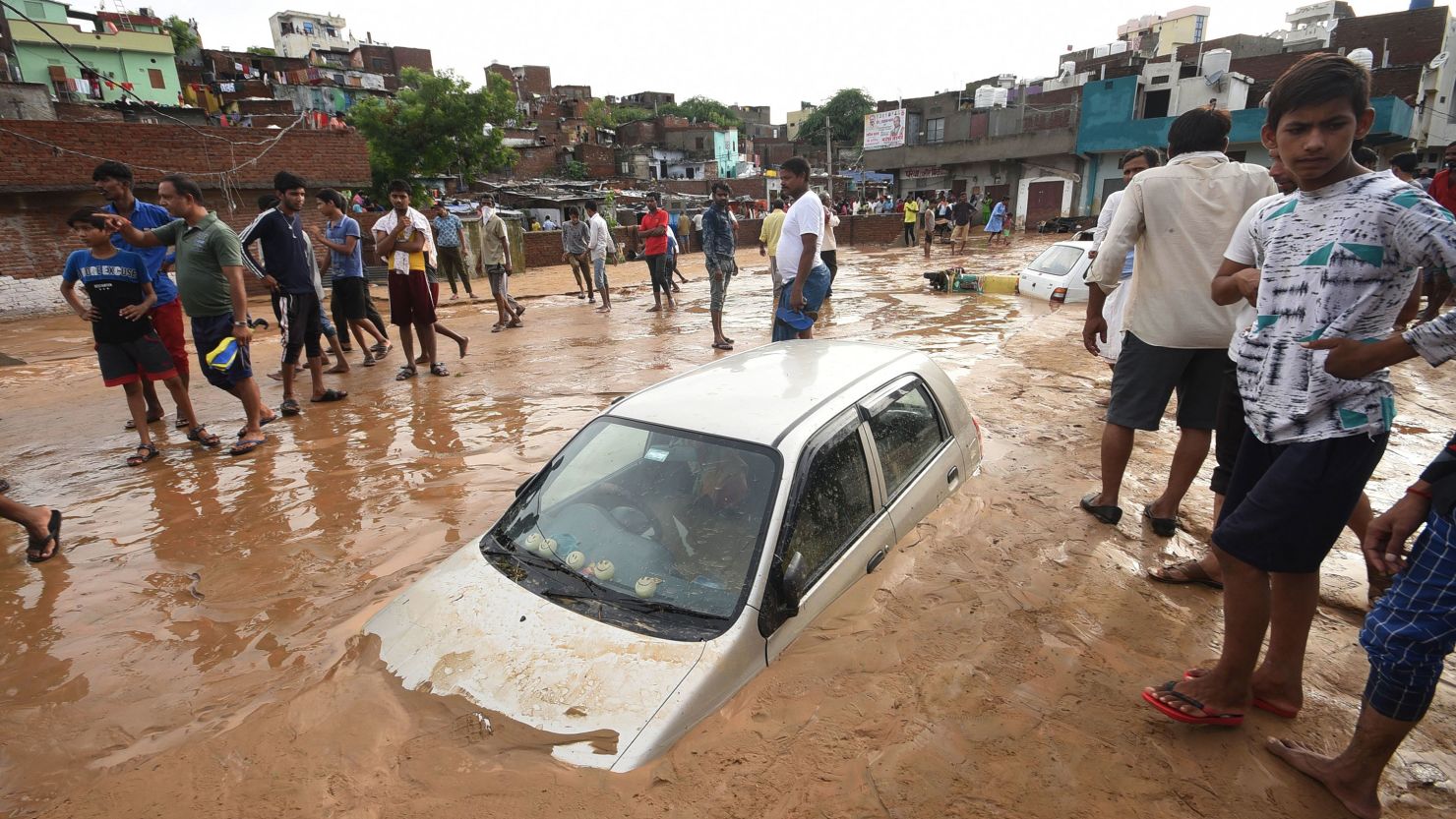 Heavy monsoon rainfall in Jaipur in August left this car caked in mud.