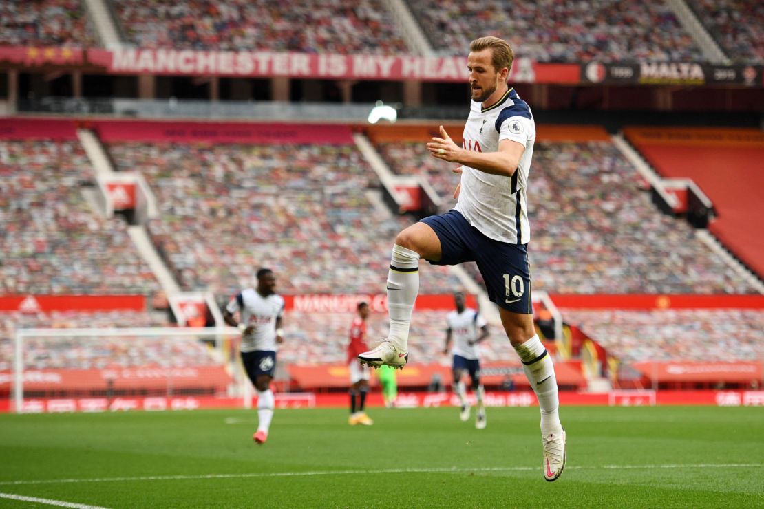 Harry Kane celebrates scoring Tottenham's third goal.