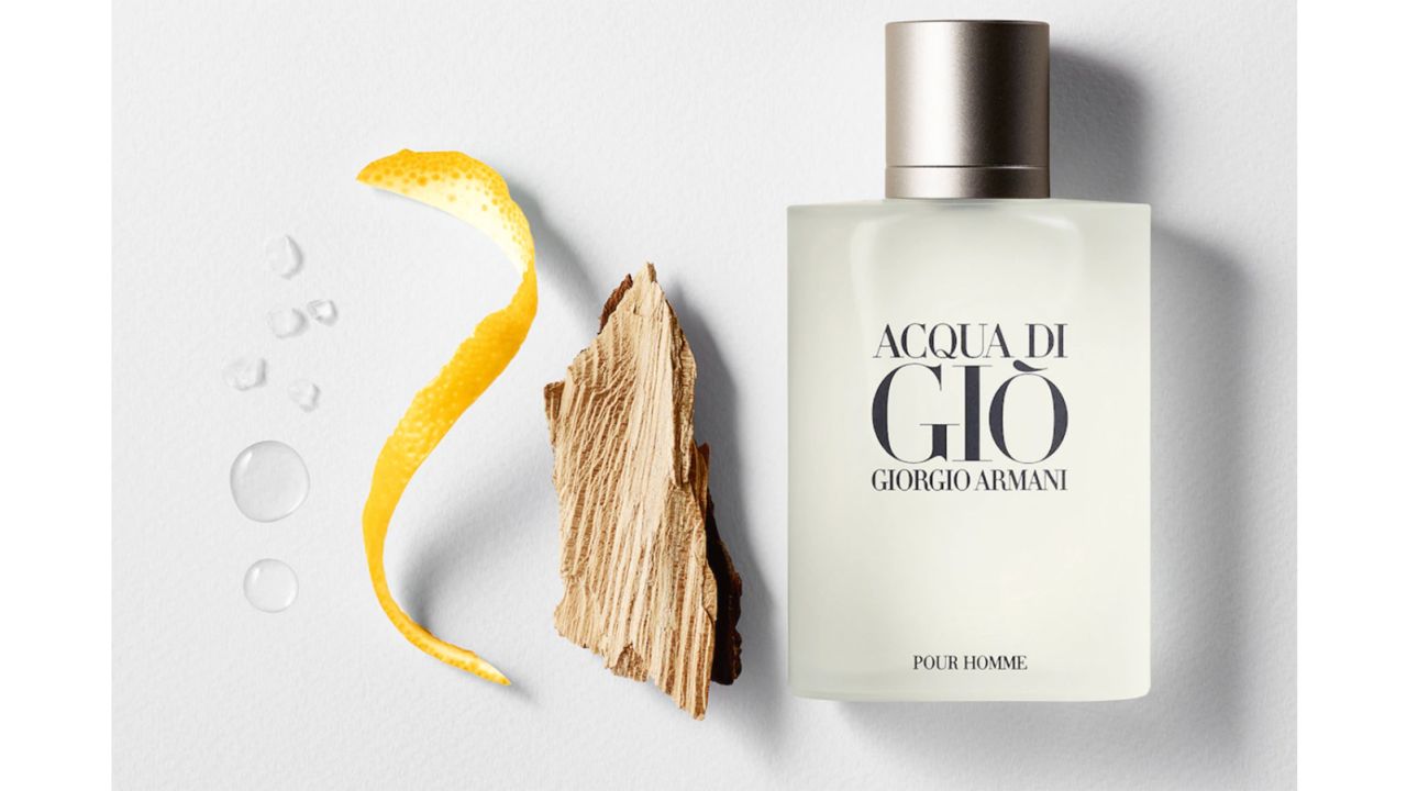 10 Most Complimented Men's Colognes, The Power Of Fragrance