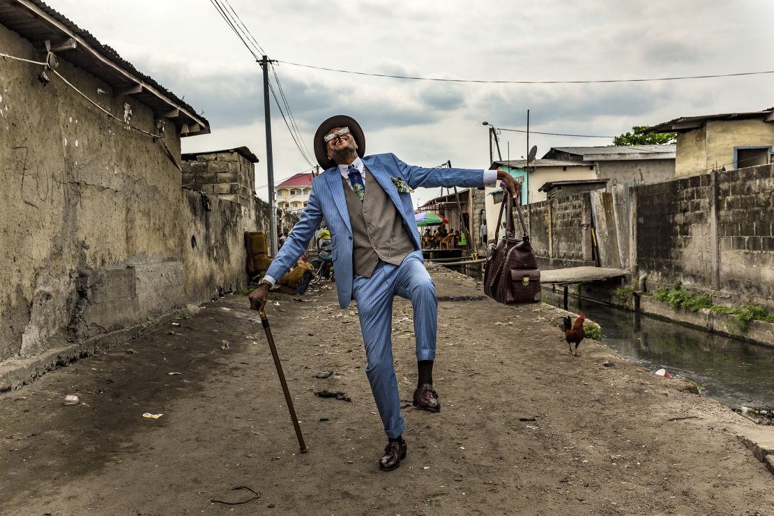 Elie Fontaine Nsassoni, 45-year-old taxi owner and sapeur for 35 years, in Brazzaville, 2017, captured by Tariq Zaidi