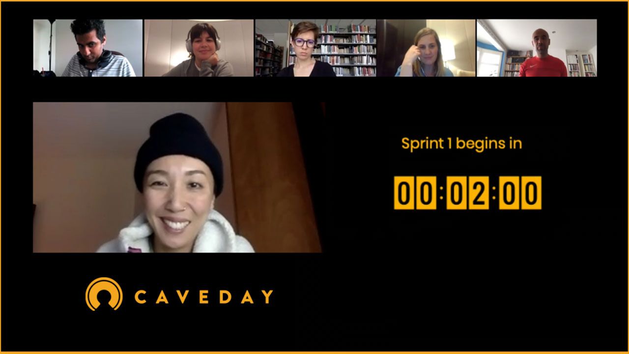 Cavedays are guided by a moderator, who chair short, energizing breaks.