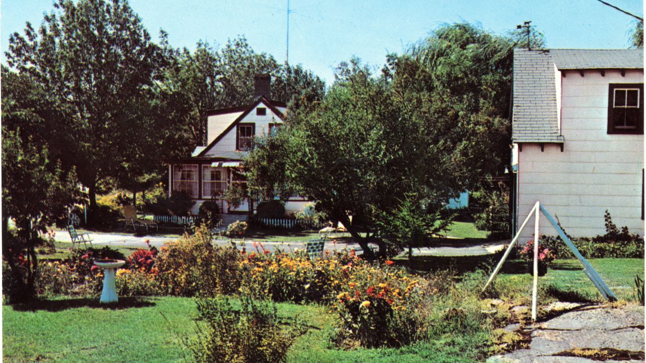 The Rock Rest guest house is still standing but is no longer a guest house, according to filmmakers.