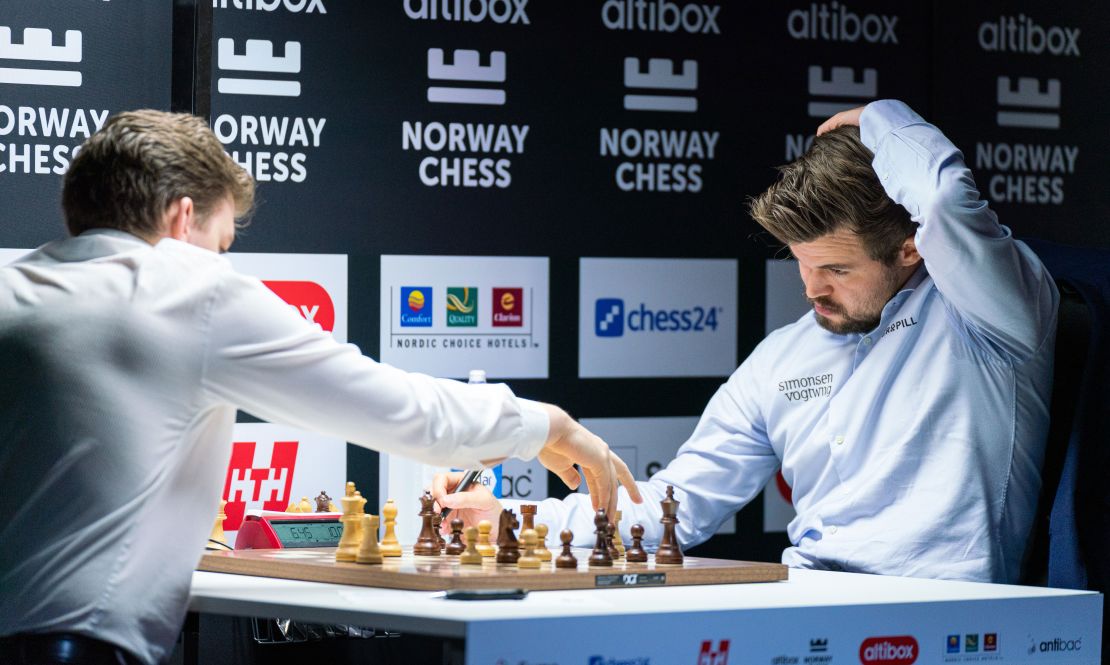 Jan-Krzysztof Duda (left) hands Magnus Carlsen his first defeat in more than two years in classical chess during the Norway Chess tournament.
