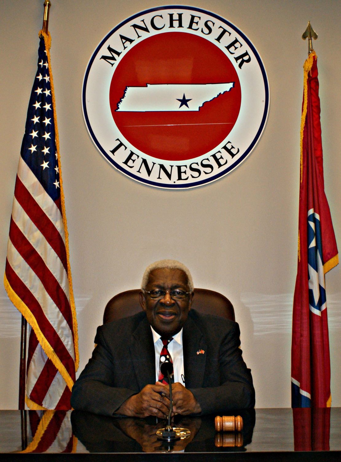 An official portrait of Lonnie Norman, the first Black mayor of Manchester, Tennessee, where the Bonnaroo festival is held.