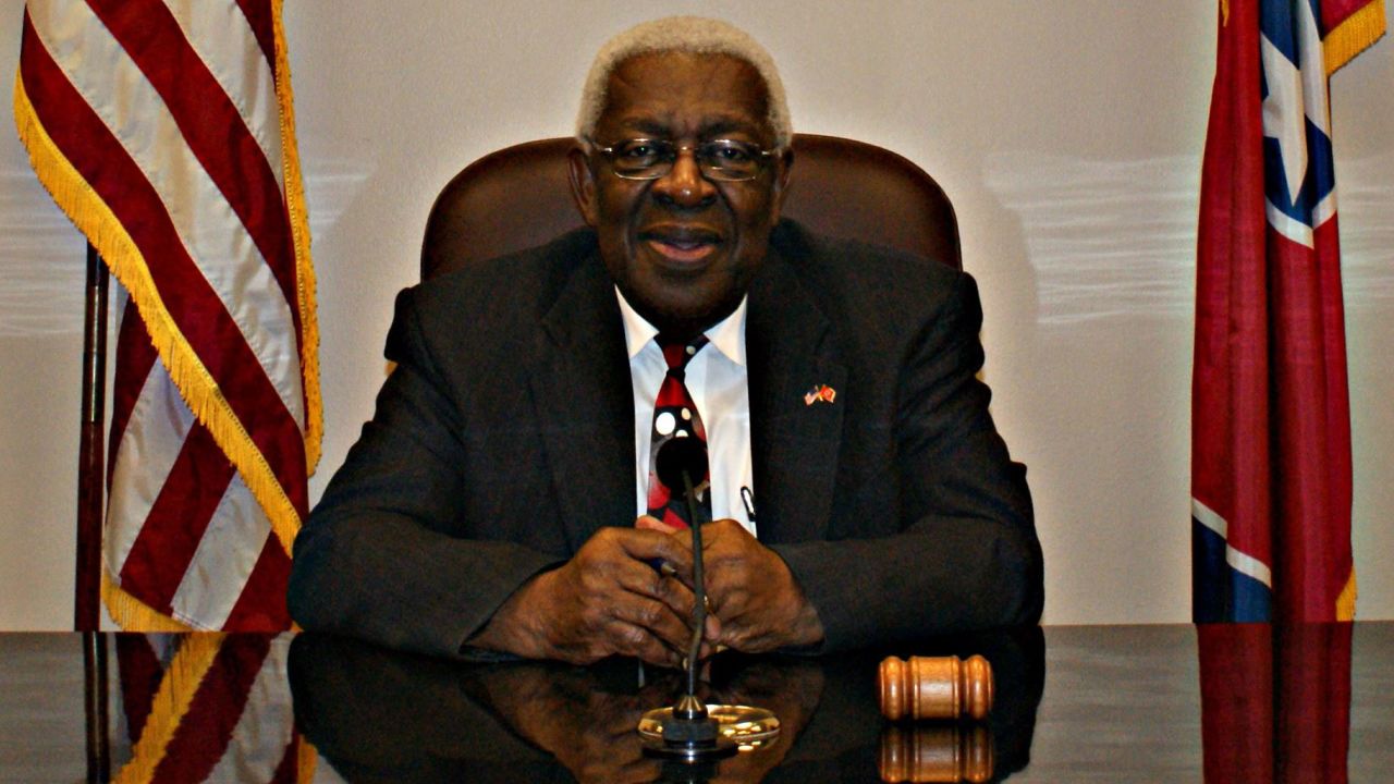 An official portrait of Lonnie Norman, the first Black mayor of Manchester, Tennessee, where the Bonnaroo festival is held.