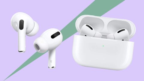 Apple AirPods With Charging Case