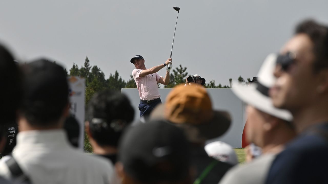 Thomas hits his tee shot on the 9th hole during the final round of the 2019 CJ Cup.