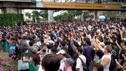 Thailand Bangkok protests continue amid government crackdown Miller pkg intl hnk vpx_00025925.jpg