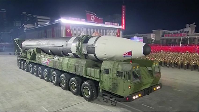 north korea kim jong un military parade missile Hancocks pkg intl ldn vpx_00001030.jpg