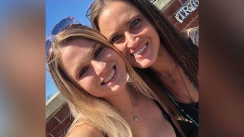 Kailey Chambers said she wouldn't stop looking for her mother, Holly Courtier.